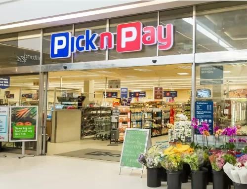 What is the reason behind Pick n Pay selling groceries at a loss?